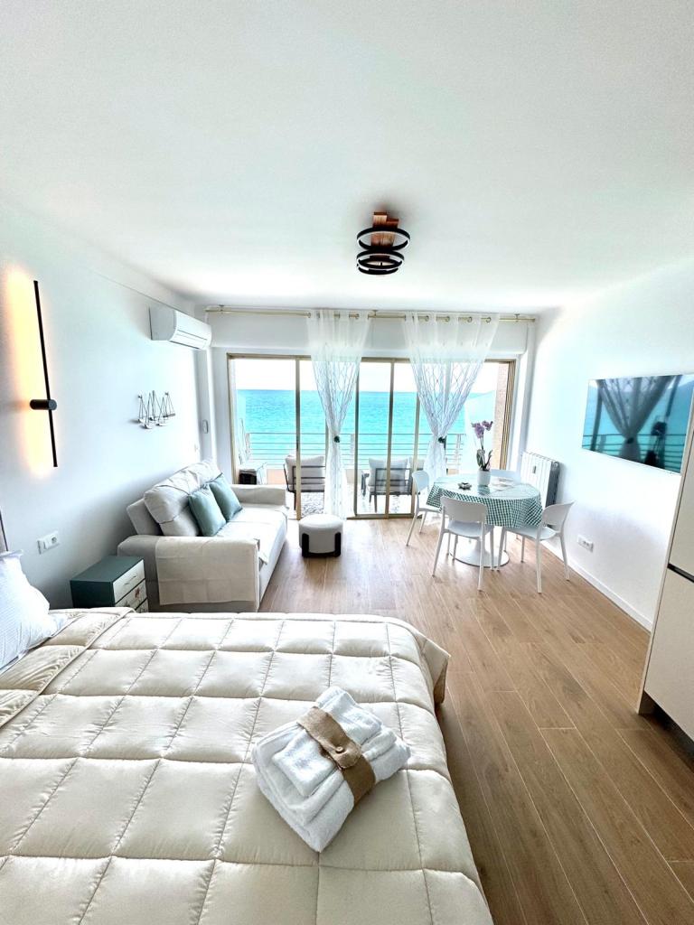 location-vacances-menton-vue-mer